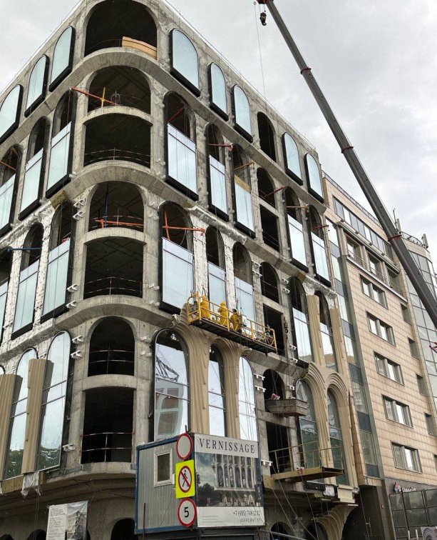 Уникальный строящийся  комплекс апартаментов  Vernissage.