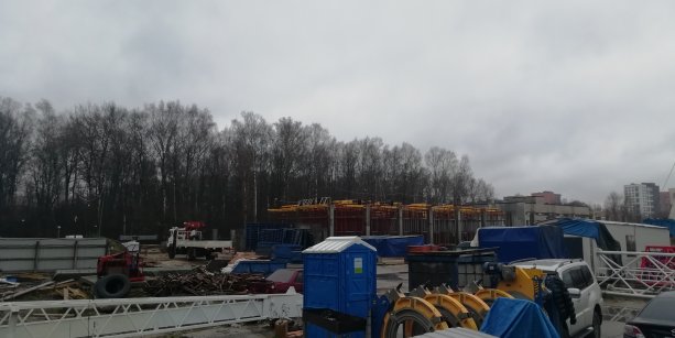 Строительство многофункционального комплекса в Красногорске.