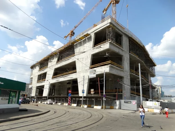 Строительство торговой галереи в составе апартаментов «Дом Chkalov».