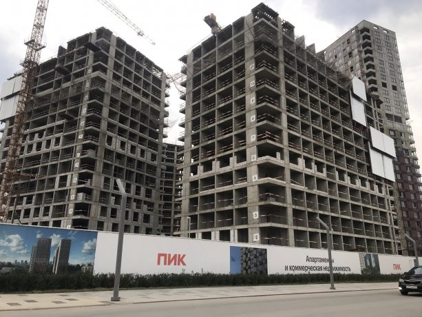 Крупный строящийся апарт-комплекс «Волоколамское 24» от ПИК.