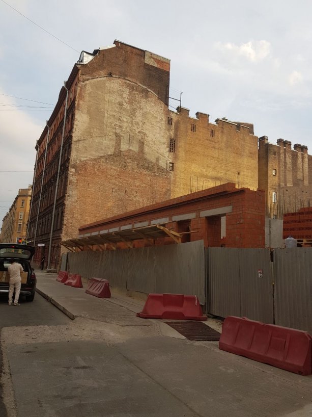 Реконструкция корпусов бывшей табачной фабрики «Нево-Табак».