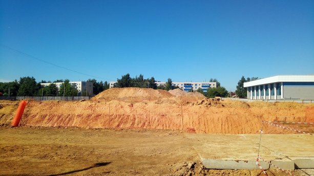 Строительство крупного крытого футбольного манежа Домодедово.