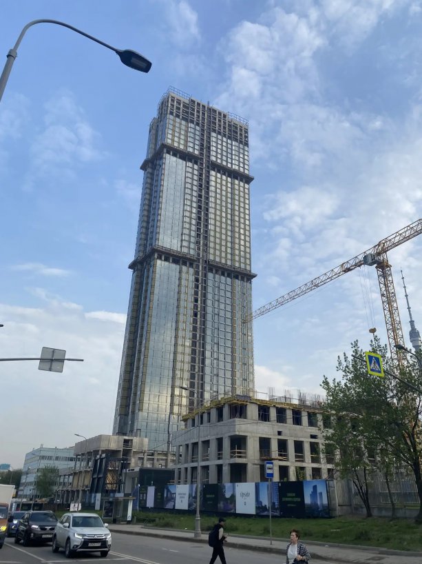 Строящийся крупный МФК UPSIDE TOWERS в Огородном проезде 2-4