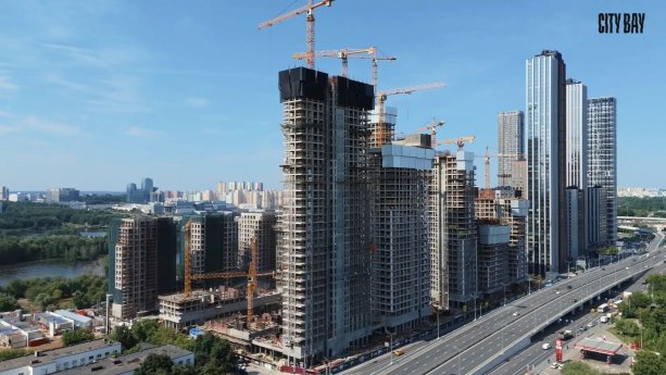 Продолжается строительство крупного проекта  МФК City Bay от MR Group.