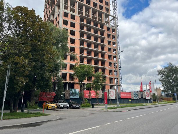 Строительство жилого квартала «Изадние» Брусника.