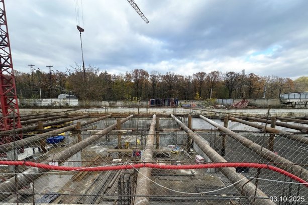 ​Строящийся Многофункциональный Комплекс DIUS на улице Академика Ильюшина, 21