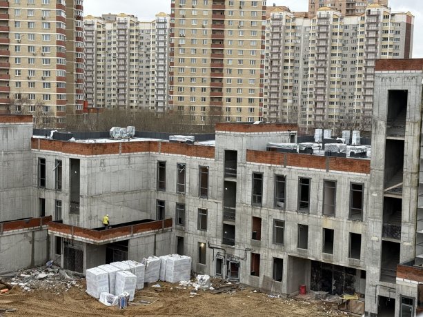 Строительство крупнейшей школы в Котельниках.