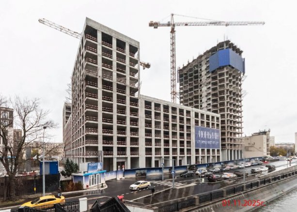 Строящийся новый жилой комплекс элит-класса Монблан.