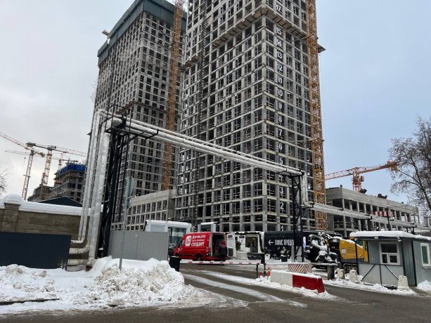 Строящийся квартал SET квартальной застройки.