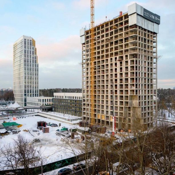 Строительство крупного ЖК VERY 3-й этап.