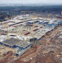 Строительство крупного ТРЦ Планета Пермь.