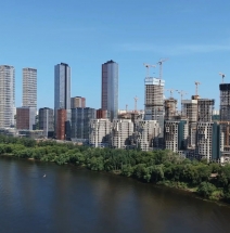 Продолжается строительство крупного проекта МФК City Bay от MR Group.
